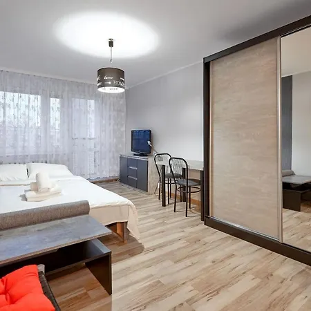 Pod Lipami Standard Studio Apartament Poznań